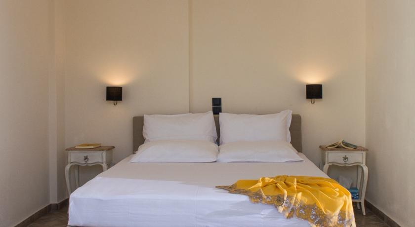 Andros Maisonettes Agios Petros  Room photo